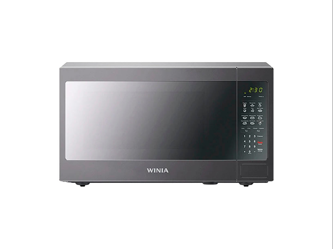 Horno de microondas Winia color plata con puerta de espejo y panel de control digital.
