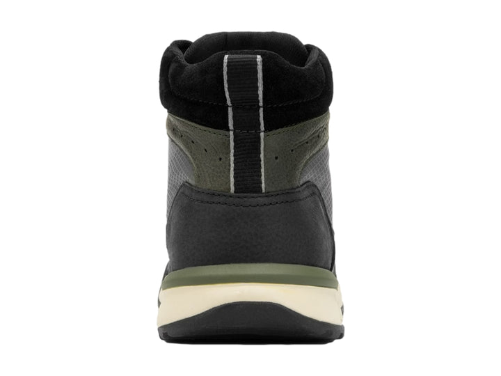 Botín Flexi color olivo y negro con detalles en beige y cordones, estilo casual.