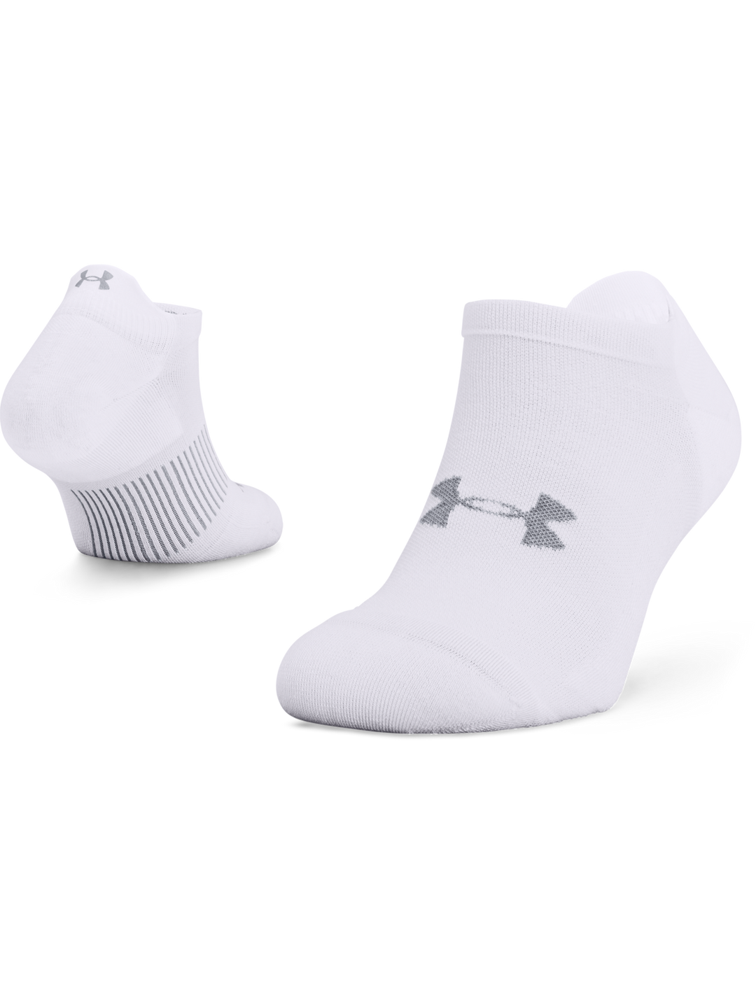 Par de calcetines deportivos Under Armour color blanco, estilo no show con logo en gris.