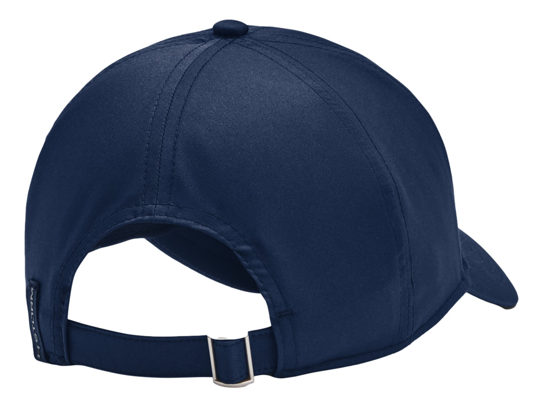 Gorra deportiva Under Armour en color azul academy con logotipo frontal en color blanco.