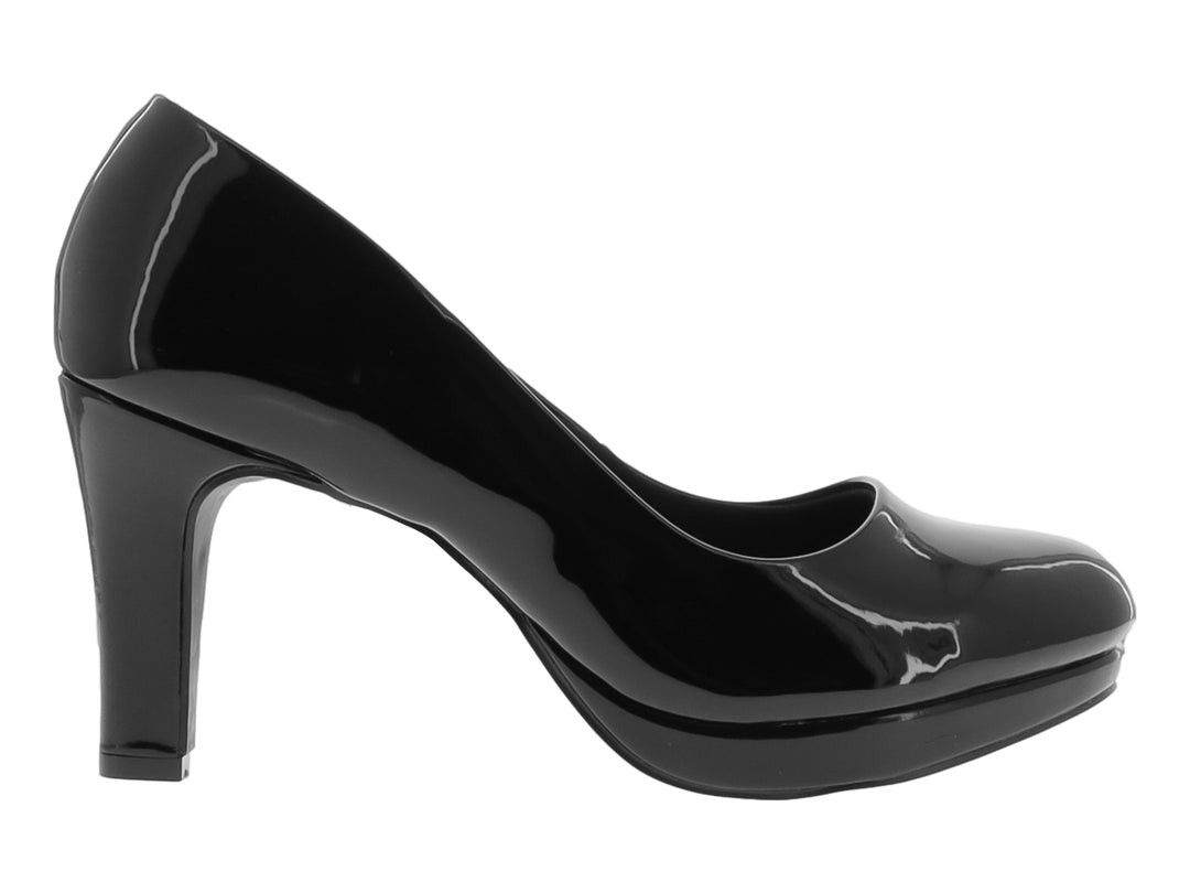 Zapato de tacón alto y plataforma en color negro charol brillante para mujer.
