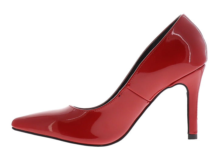 Zapato de tacón alto color rojo brillante de material charol con punta fina.