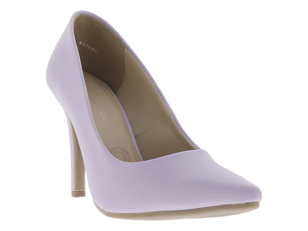 Zapato de tacón alto color lavanda con punta redondeada y acabado mate para mujer.