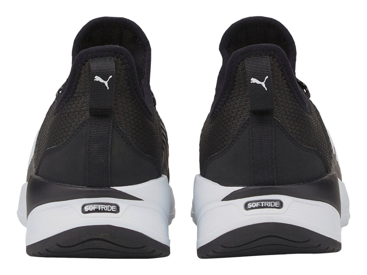 Tenis PUMA Softride Premier Slip-On en color negro con suela blanca y diseño deportivo.