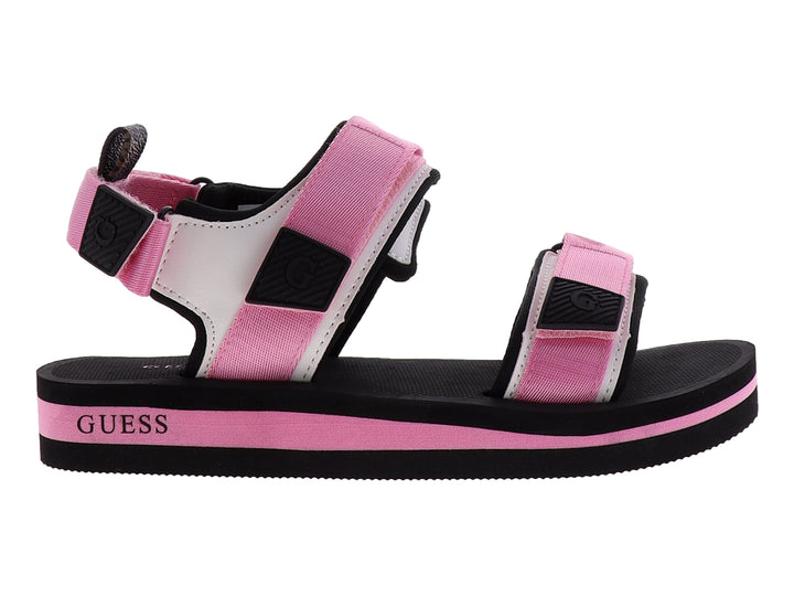 Sandalia Guess para mujer en colores rosa y negro con correas ajustables y suela de plataforma.