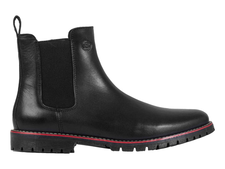 Botín negro de piel para hombre con detalle rojo en la suela y panel elástico lateral.