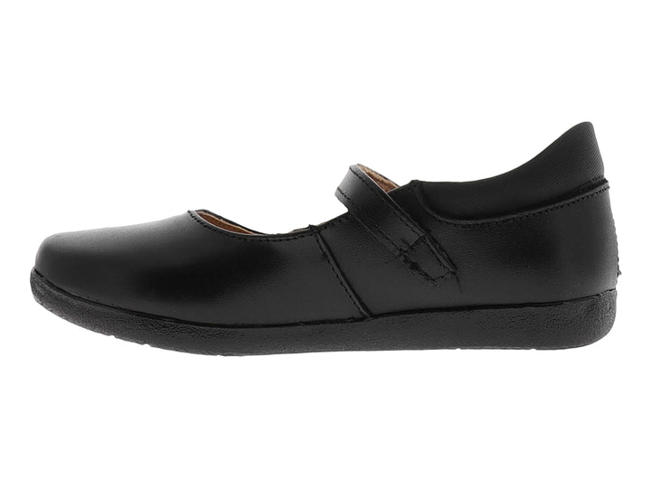 Zapato negro tipo Mary Jane para niña con detalle de mariposas y correa con hebilla plateada.