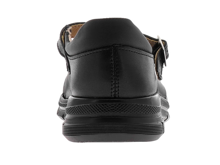Zapato infantil color negro con correa, hebilla plateada y un detalle decorativo de estrella en el empeine.