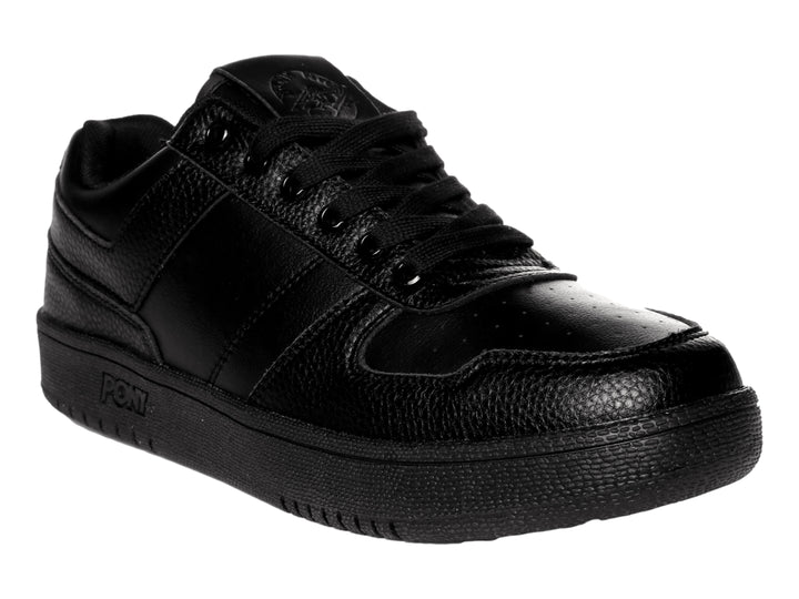 Tenis PONY color negro total con acabado en cuero texturizado y suela gruesa.