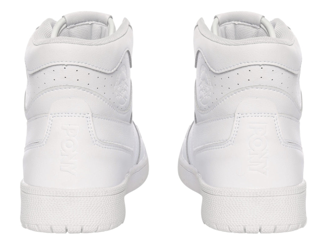 Tenis PONY de bota color blanco con agujetas y suela blanca.