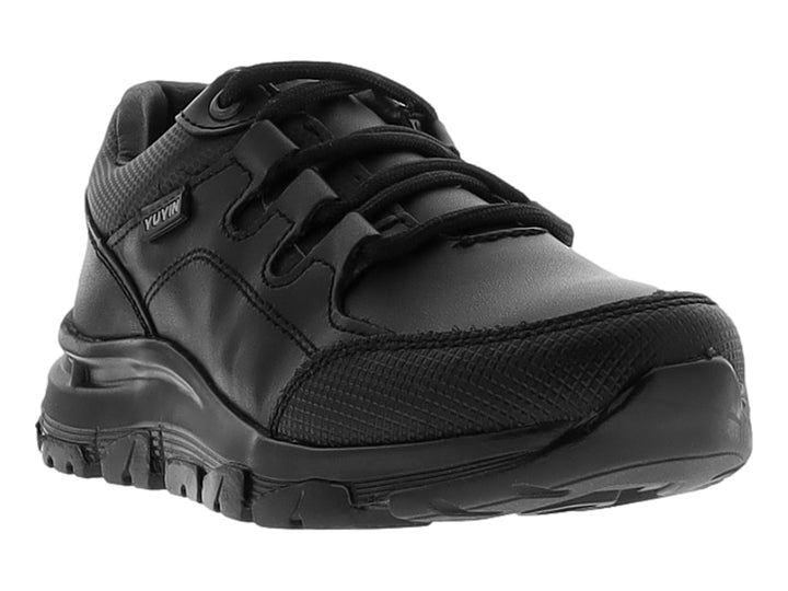 Zapato casual negro para niño de la marca YUYIN con agujetas y suela gruesa.