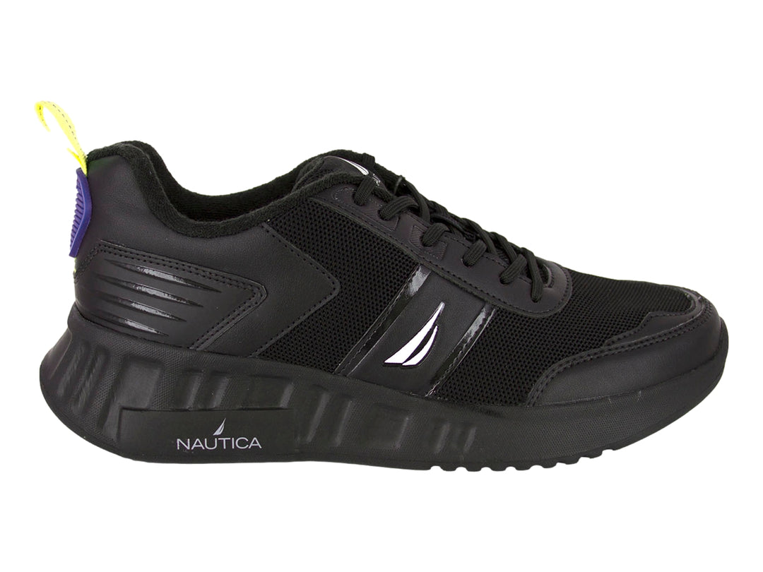 Tenis deportivos Nautica Cyril en color negro con detalles amarillos y suela robusta.