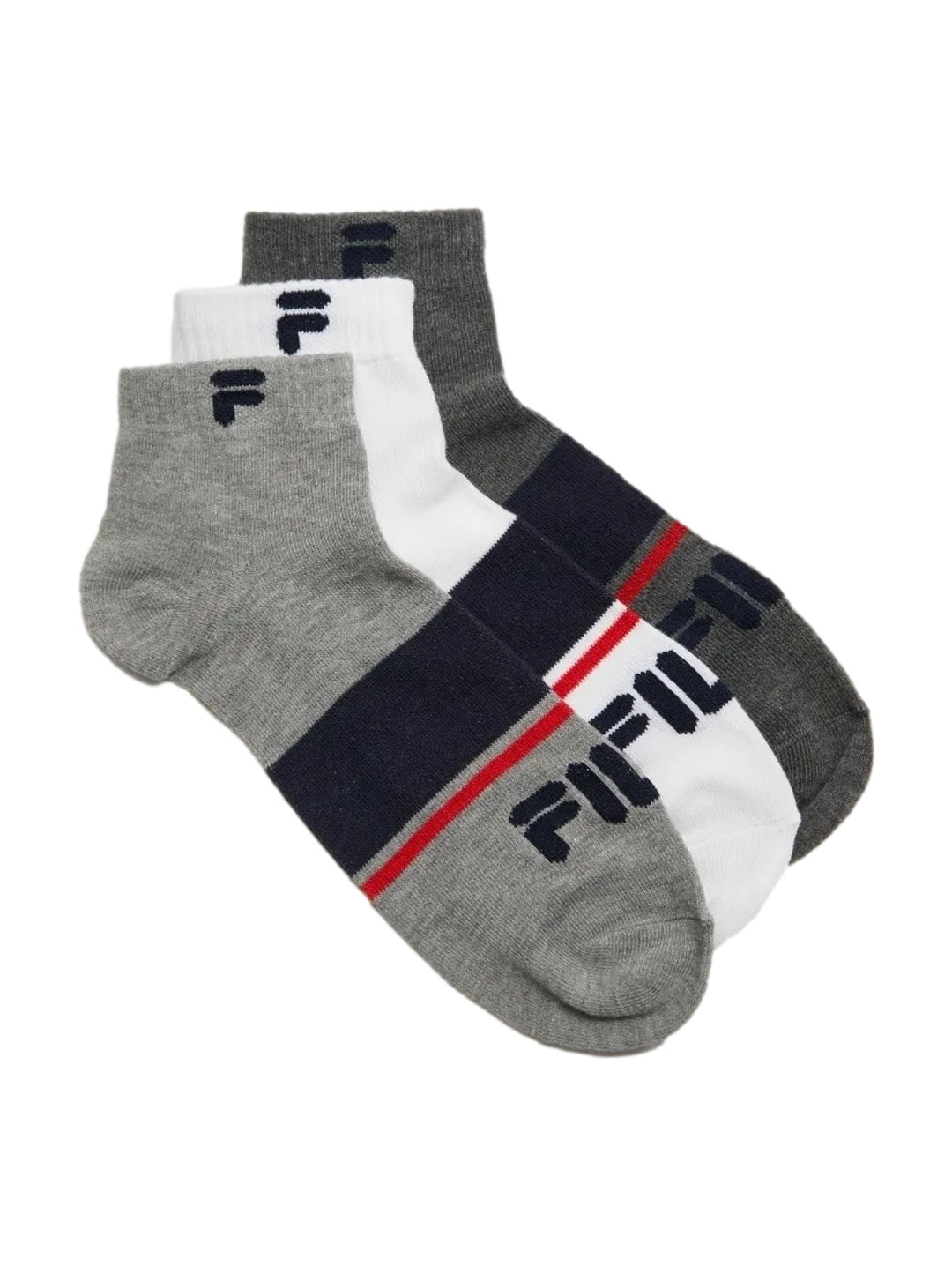 Paquete de tres pares de calcetines FILA en colores gris, blanco y gris oscuro con detalles en azul y rojo.