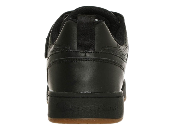 Tenis deportivos Champion Arena Power Lo color negro con suela color caramelo.