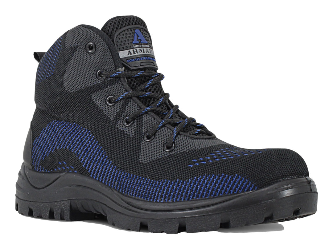 Bota de seguridad ARMADA color gris y negro con detalles azules y suela negra robusta.
