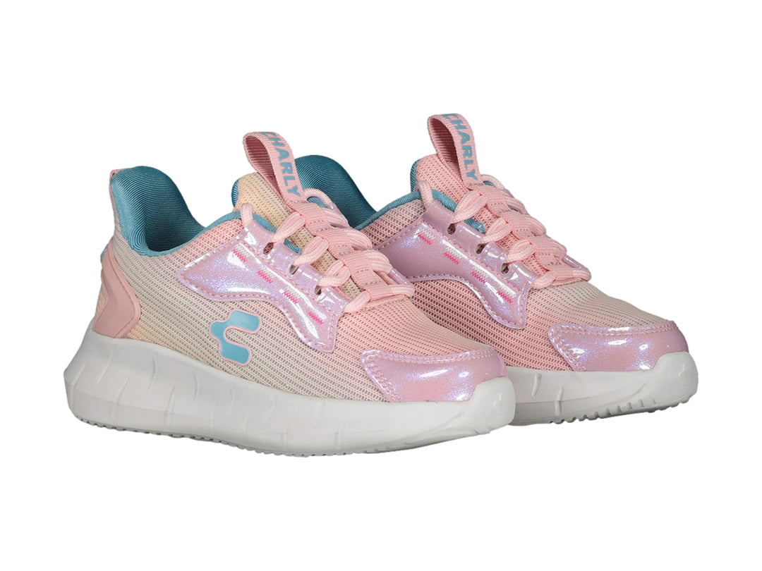 Tenis deportivos Charly en color rosa con detalles azules y suela blanca para niña.