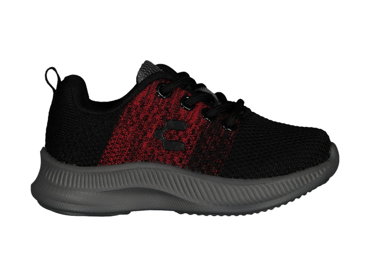 Tenis deportivos Charly color negro y rojo con suela gris y acabado en tejido.