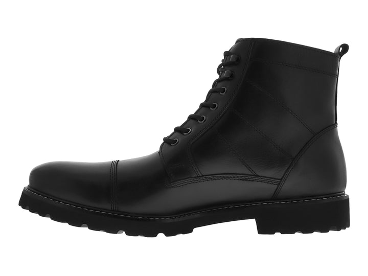 Botina casual para hombre en piel color negro con agujetas y suela track.