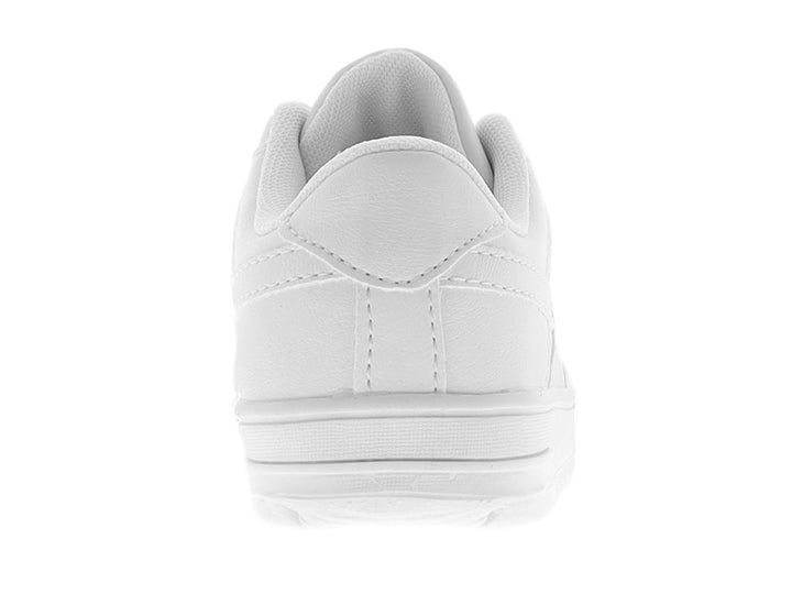 Tenis blancos escolares Panam para niños con agujetas y suela blanca.