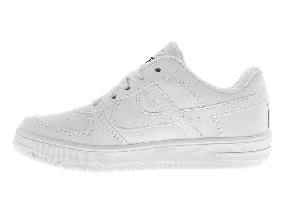 Tenis blancos escolares Panam para niños con agujetas y suela blanca.