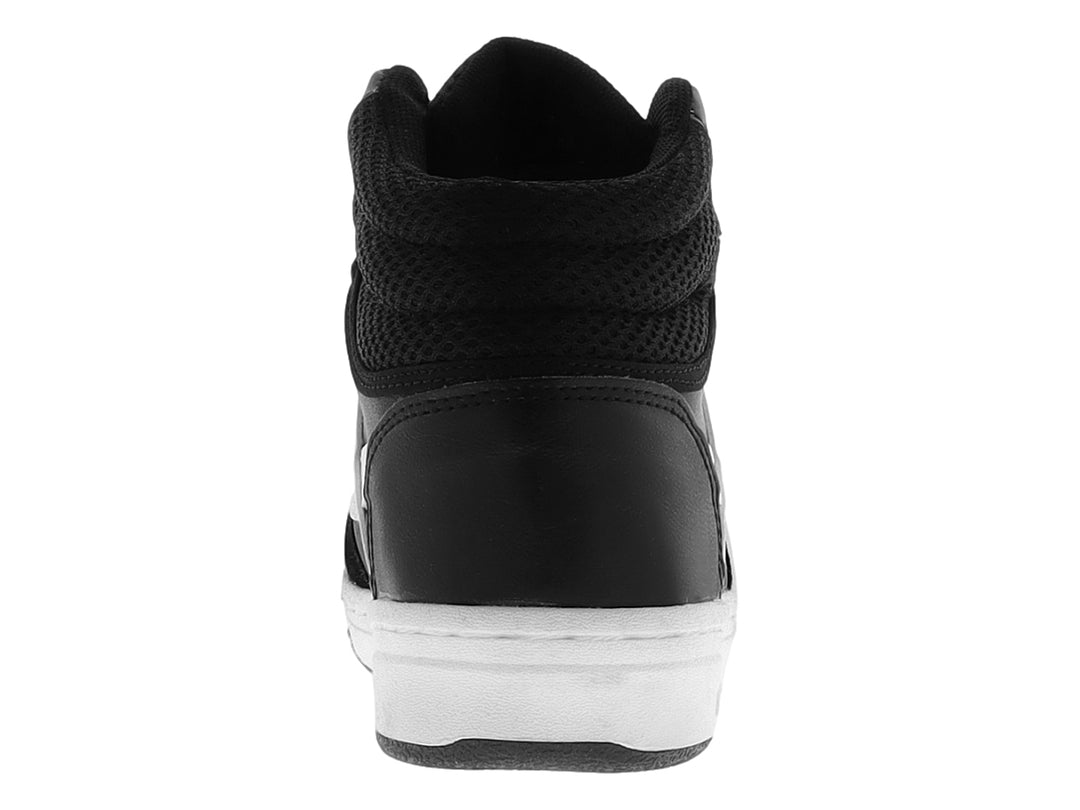 Tenis botín marca Panam en color negro con detalles y suela en blanco.