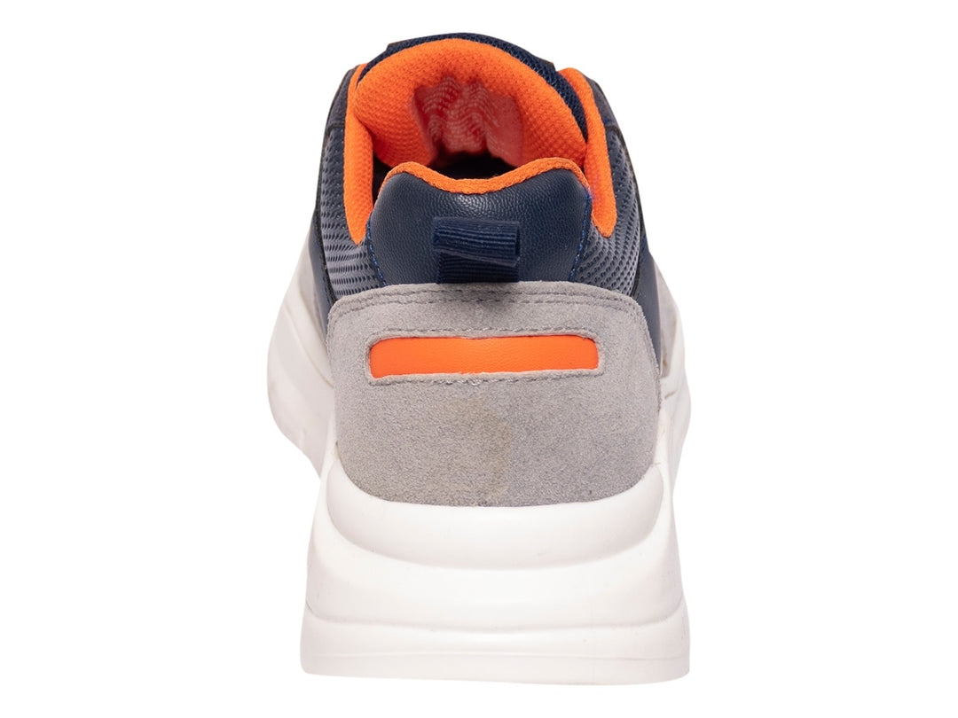 Tenis deportivos Aeropostale para niño en colores azul, gris y blanco con interior naranja.