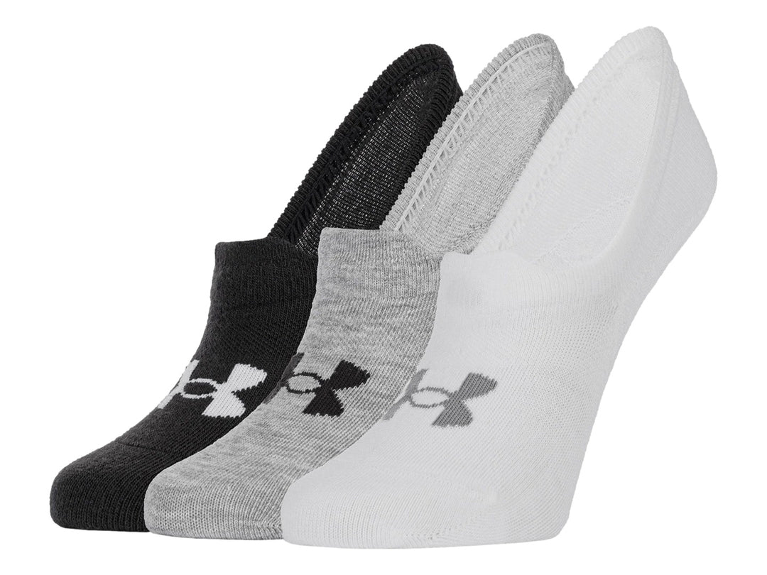 Paquete de tres pares de calcetines Under Armour invisibles en colores blanco, gris y negro.