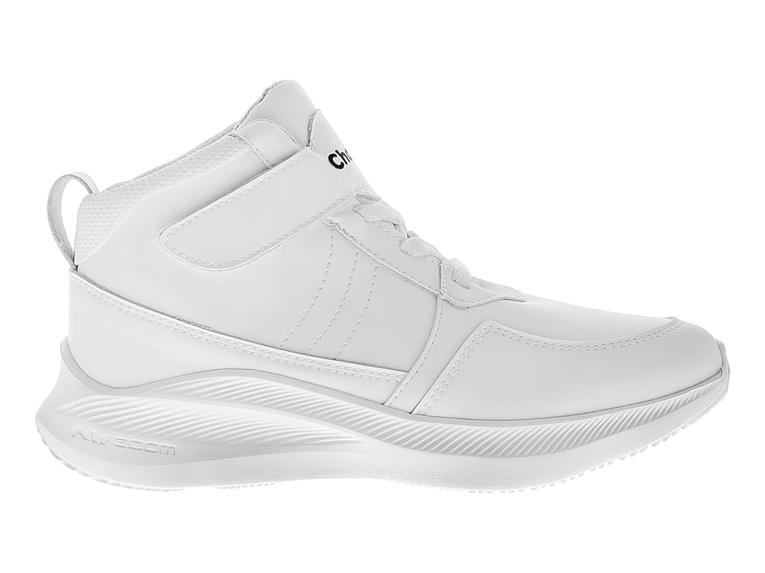 Tenis escolares blancos de la marca Chabelo con agujetas y correa de velcro.