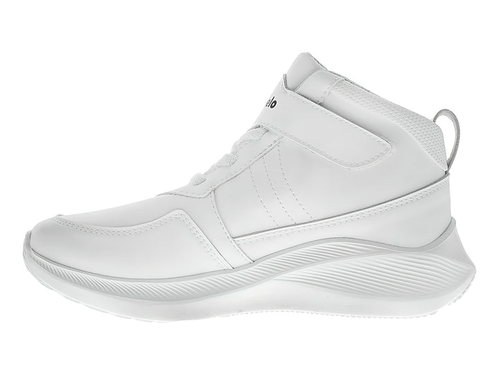 Tenis escolares blancos de la marca Chabelo con agujetas y correa de velcro.