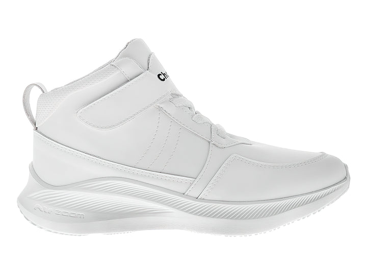 Zapato deportivo escolar color blanco de la marca Chabelo para niño o niña.