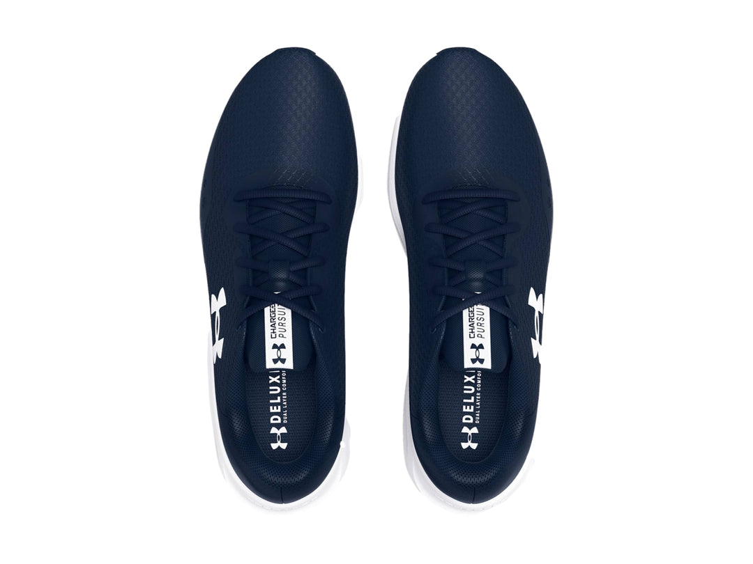 Tenis deportivos Under Armour color azul marino con suela blanca y logotipo blanco lateral.
