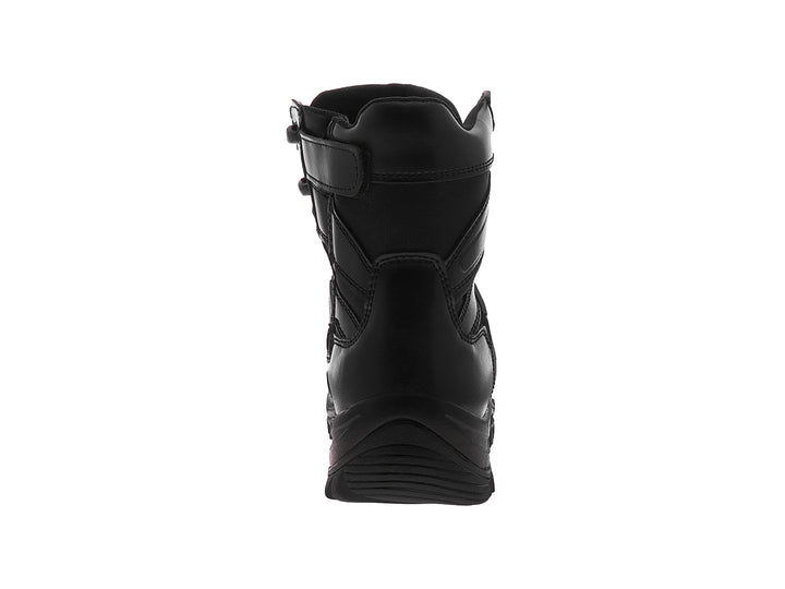 Bota alta color negro de la marca Swissbrand con suela rugosa y materiales sintéticos.