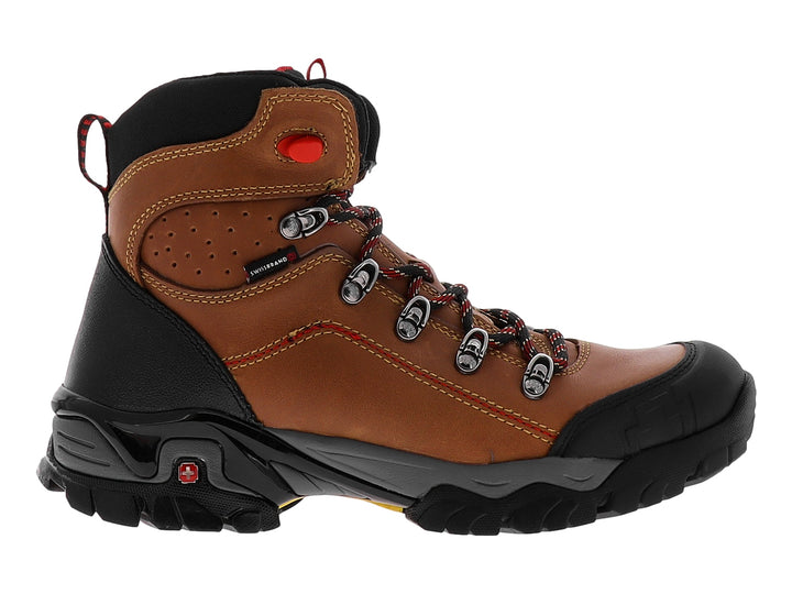 Bota de senderismo Swissbrand color miel y negro con suela resistente y detalles en rojo.