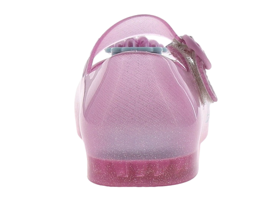 Zapato infantil Mary Jane rosa brillante con detalle de concha en la punta.
