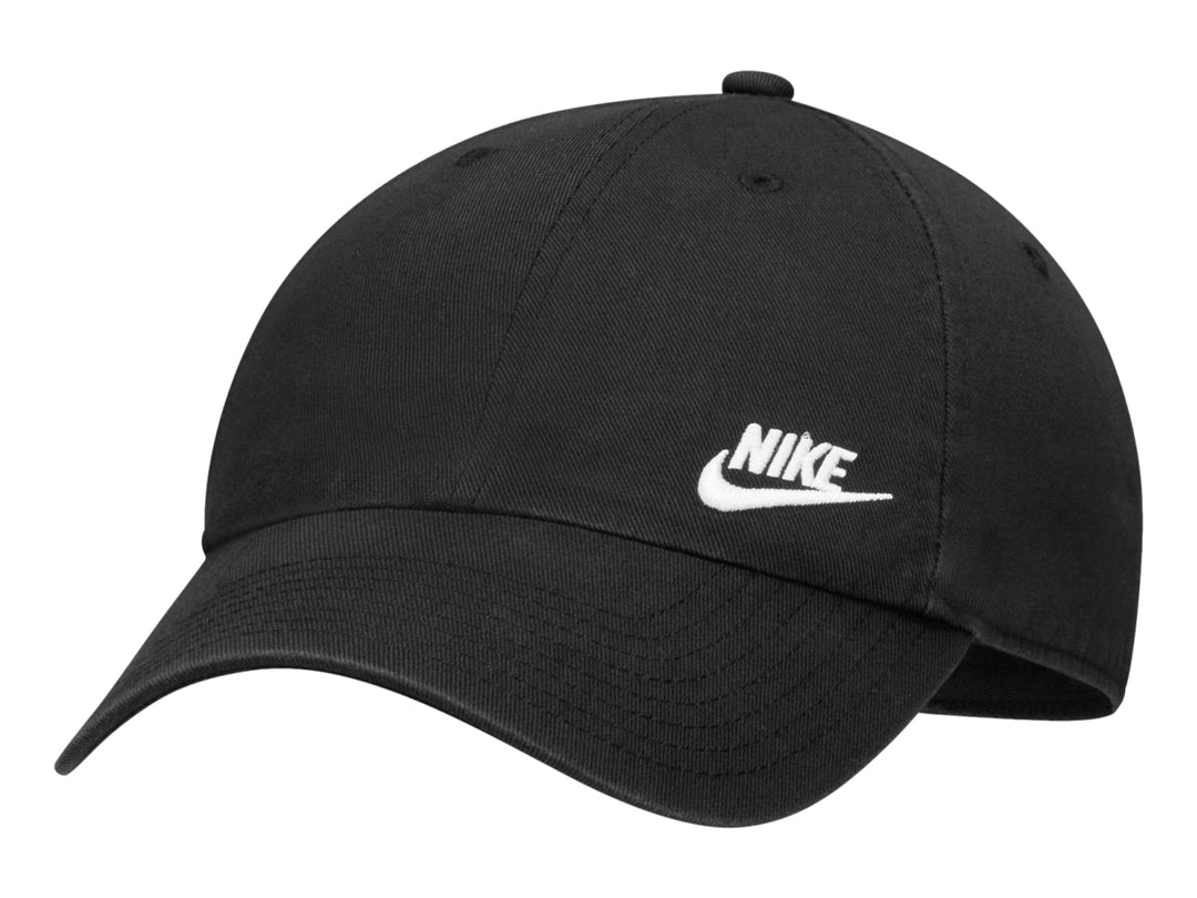 Gorra Nike Futura Classic en color negro con logotipo blanco bordado al frente.