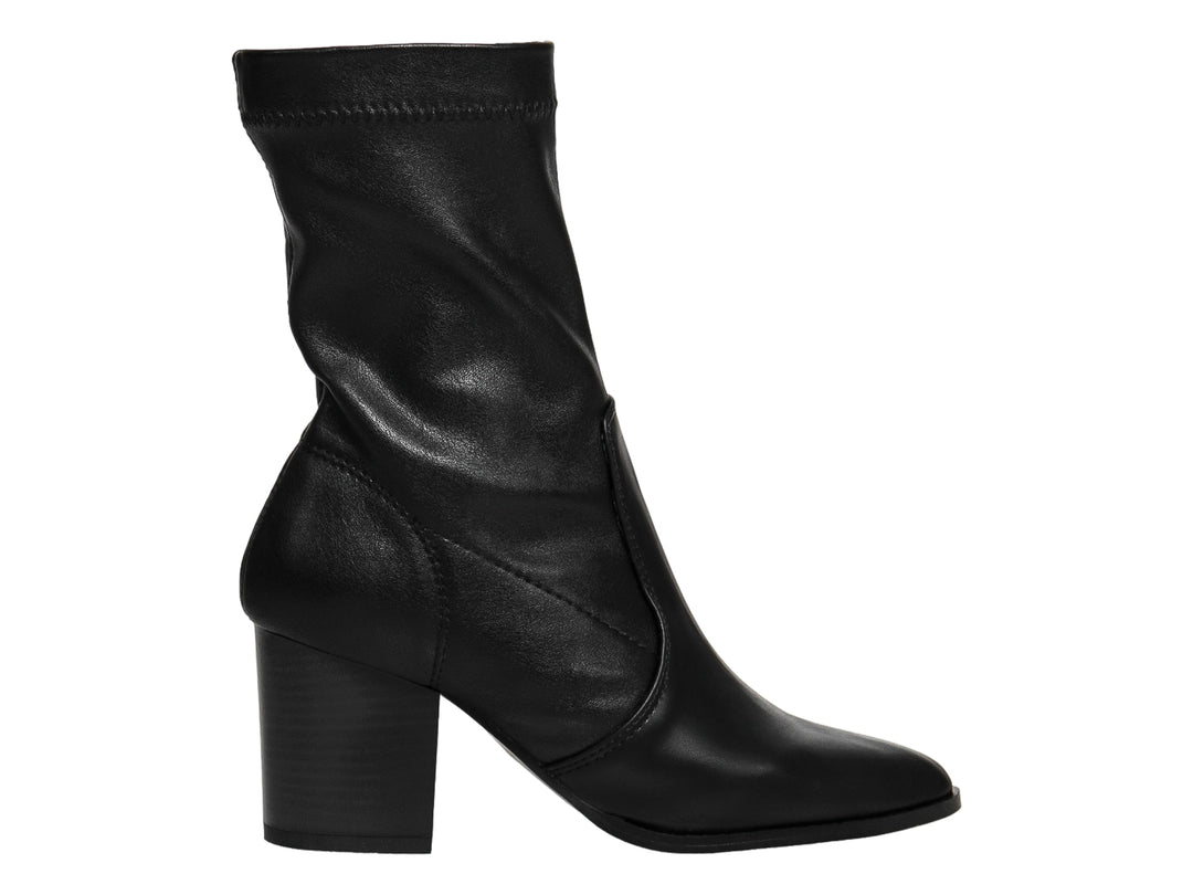 Botín negro de vestir para mujer con tacón cuadrado y caña flexible en material sintético liso.