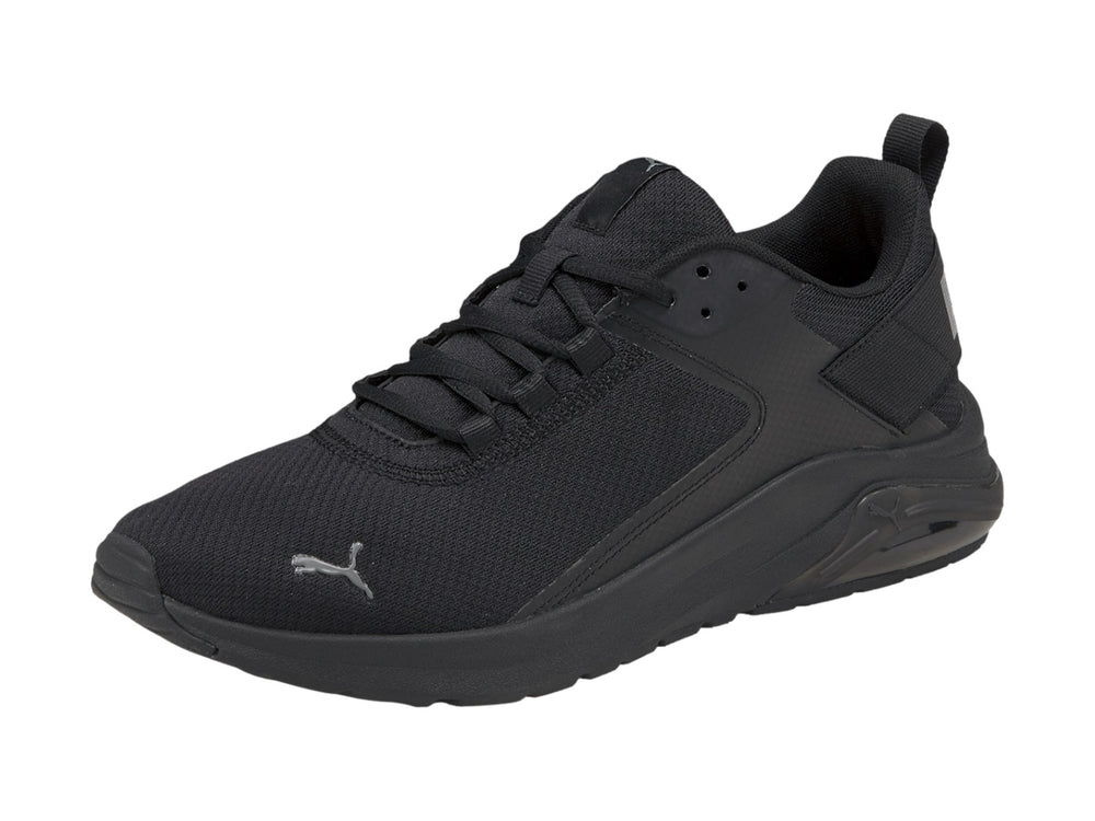 Tenis deportivos PUMA color negro total con malla transpirable y suela cómoda.