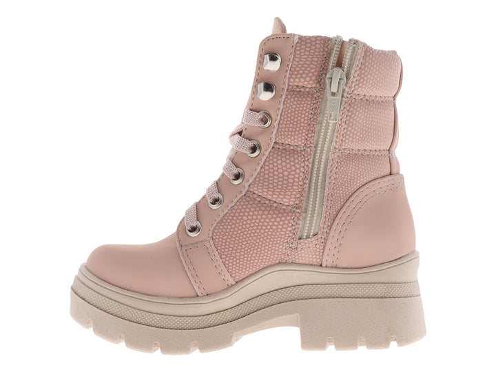 Botas color rosa palo con suela track gruesa y cordones, modelo Dulcina de Nomadas.