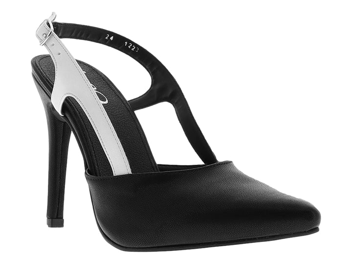 Zapato de tacón alto para mujer en color negro con detalle blanco en la correa trasera y punta cerrada.