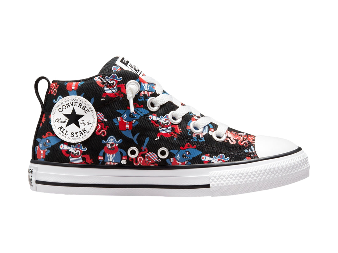 Tenis Converse Chuck Taylor All Star Mid para niño en color negro con estampado multicolor de personajes y suela blanca.