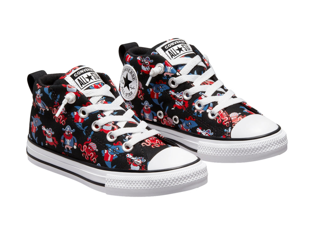 Tenis Converse Chuck Taylor All Star Mid para niño en color negro con estampado multicolor de personajes y suela blanca.