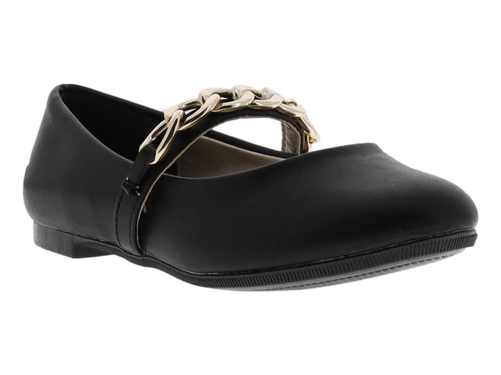 Zapato plano negro para niña con detalle de cadena dorada en la parte superior.