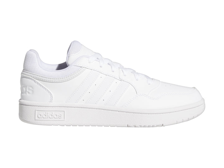 Tenis Adidas Hoops 3.0 color blanco total, vista lateral sobre fondo blanco.