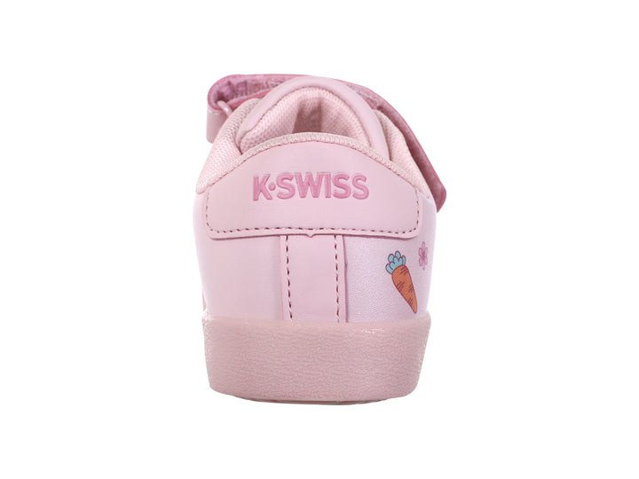 Tenis K-SWISS color rosa para niña con diseño de conejo y flores, cierre de agujetas y correa de velcro.