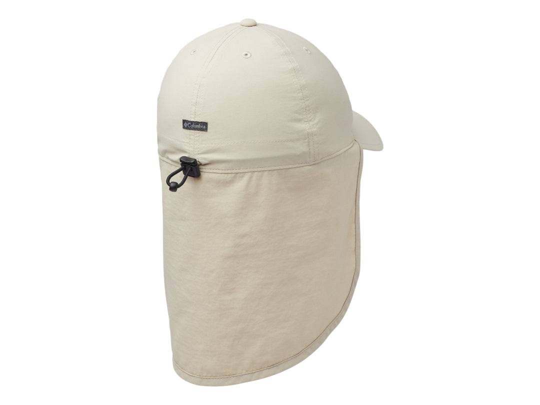 Gorra Columbia color khaki con visera y protector posterior para el cuello y orejas.