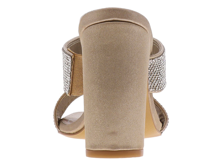 Sandalia color oro con tacón cuadrado y dos bandas decoradas con pedrería brillante para mujer.