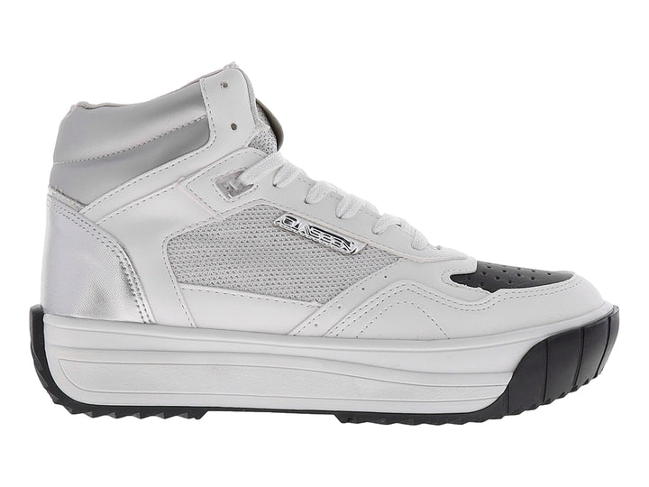 Tenis blancos de plataforma con suela negra y detalles de malla lateral.