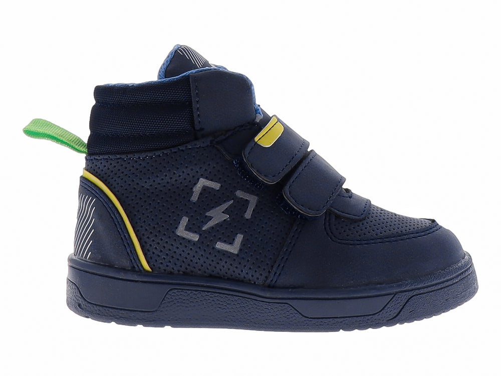 Tenis deportivos para niño en color azul marino con cierres de velcro y detalles en gris y amarillo.