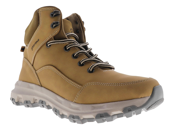 Botas Green Love color miel de nobuck con suela gris y cordones bicolor.