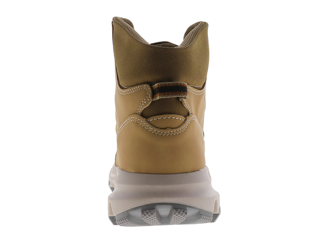Botas Green Love color miel de nobuck con suela gris y cordones bicolor.